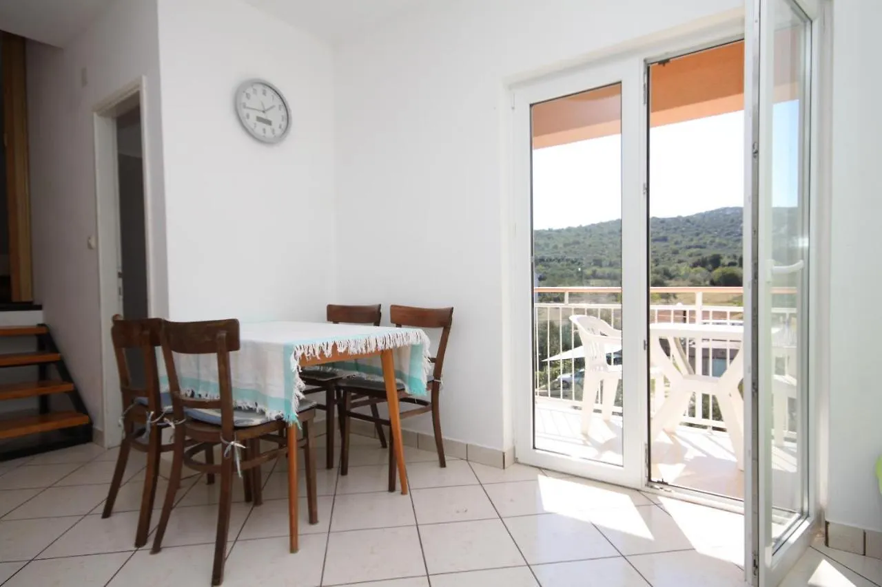Apartments And Rooms By The Sea Tkon, Pasman - 8377 3*, Tkon Croatia