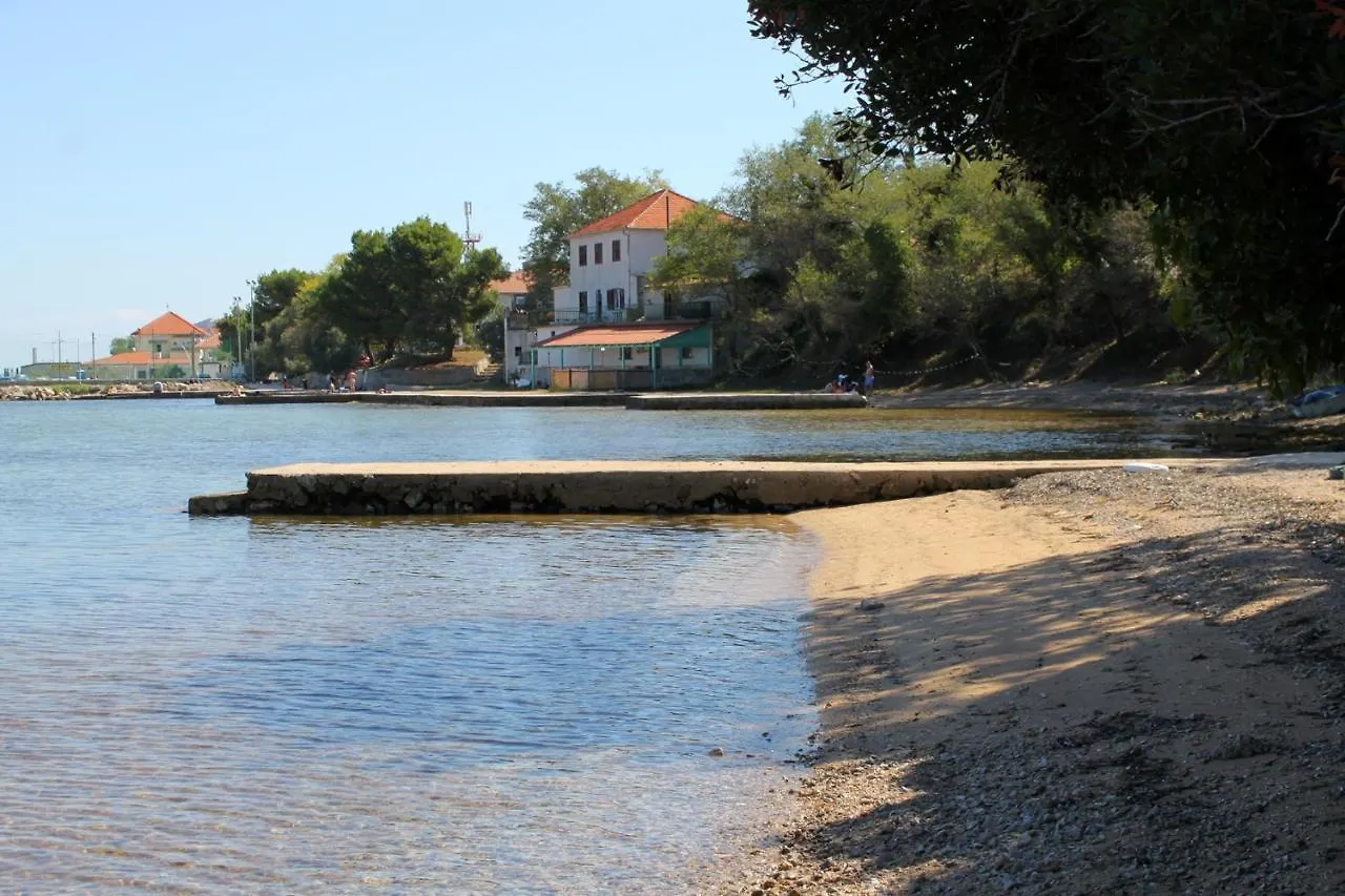 Гостевой дом Apartments And Rooms By The Sea Tkon, Pasman - 8377